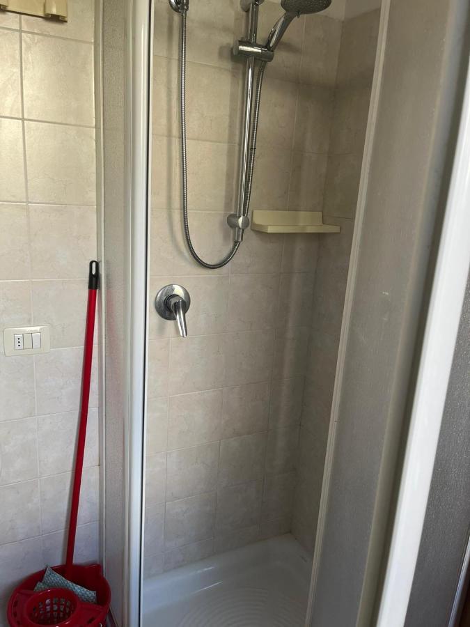 Bilocale Vista Mare Sul Lungomare Apartamento Siderno Exterior foto