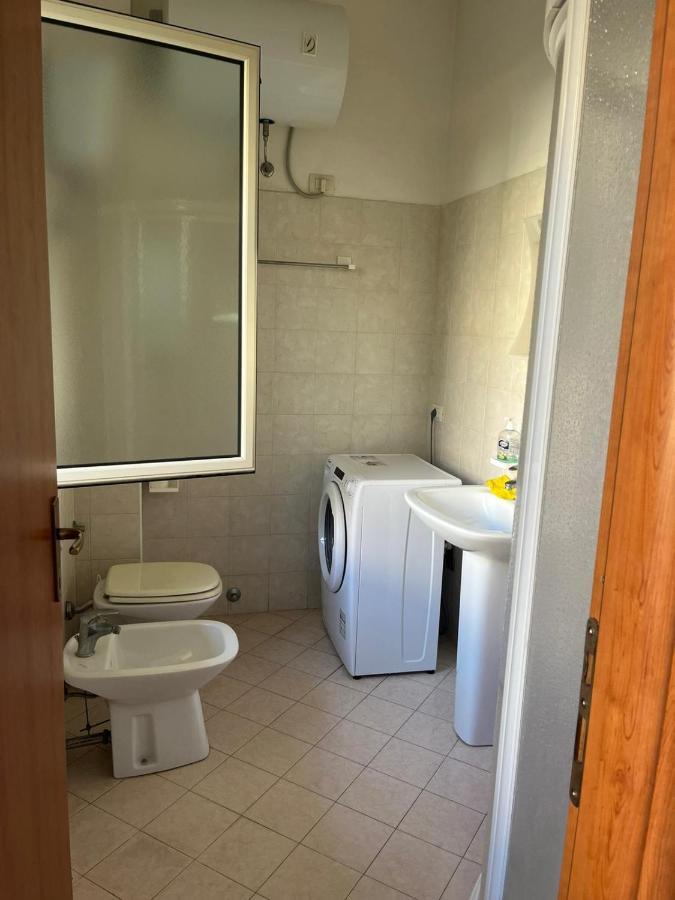 Bilocale Vista Mare Sul Lungomare Apartamento Siderno Exterior foto